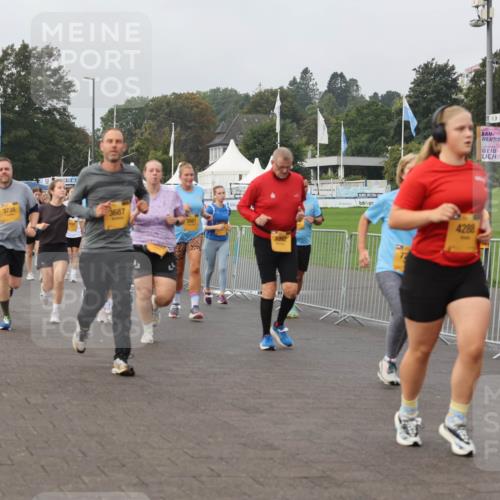 13.09.2026 - Kiel Lauf Andreas Tolksdorf http://msf.ph/oto/10294894 13.09.2026 09:28:11 Kiellinie 6732, 3735, 3687, 3561, 1092, 4288 meine-sportfotos.de