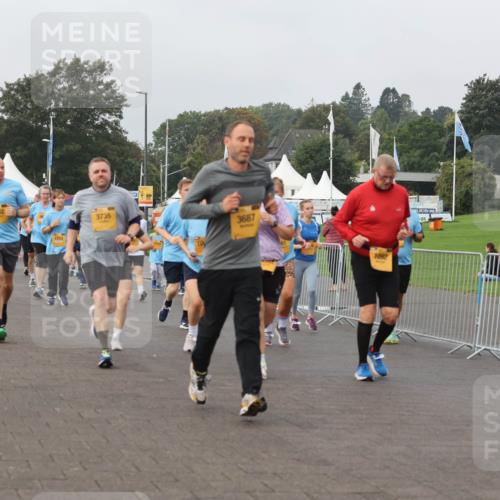 13.09.2026 - Kiel Lauf Andreas Tolksdorf http://msf.ph/oto/10294899 13.09.2026 09:28:11 Kiellinie 6732, 1713, 3735, 3687, 1092, 7258 meine-sportfotos.de