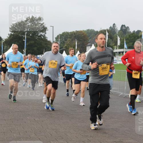 13.09.2026 - Kiel Lauf Andreas Tolksdorf http://msf.ph/oto/10294905 13.09.2026 09:28:12 Kiellinie 36, 11184, 6732, 745, 1713, 3735, 3687, 1092 meine-sportfotos.de