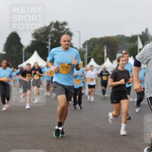 13.09.2026 - Kiel Lauf Andreas Tolksdorf http://msf.ph/oto/10294919 13.09.2026 09:28:14 Kiellinie 6732, 3735 meine-sportfotos.de
