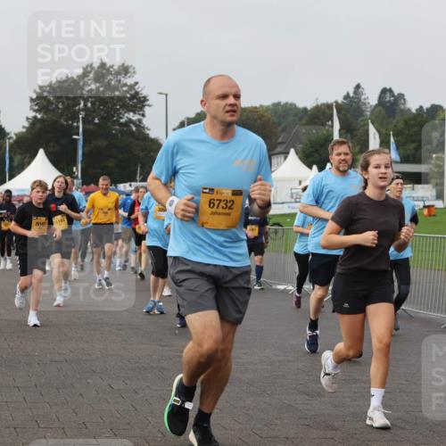 13.09.2026 - Kiel Lauf Andreas Tolksdorf http://msf.ph/oto/10294928 13.09.2026 09:28:14 Kiellinie 36, 10150, 8042, 11184, 38, 6732, 38, 10076 meine-sportfotos.de
