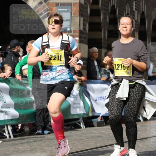 13.09.2026 - 21. swb-Marathon Bremen Strokosch-Dieckow http://msf.ph/oto/10294953 13.09.2026 11:22:08 Ziel 11104, 11639, 11423, 12444 meine-sportfotos.de
