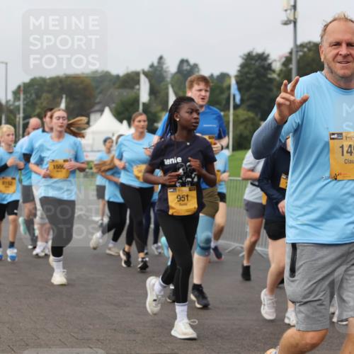 13.09.2026 - Kiel Lauf Andreas Tolksdorf http://msf.ph/oto/10294999 13.09.2026 09:28:22 Kiellinie 8152, 1556, 38, 1493, 951, 10048 meine-sportfotos.de