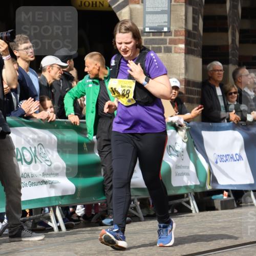 13.09.2026 - 21. swb-Marathon Bremen Strokosch-Dieckow http://msf.ph/oto/10295003 13.09.2026 11:22:14 Ziel 11639, 12157, 12211, 10710, 10968, 11423, 11579, 12444 meine-sportfotos.de