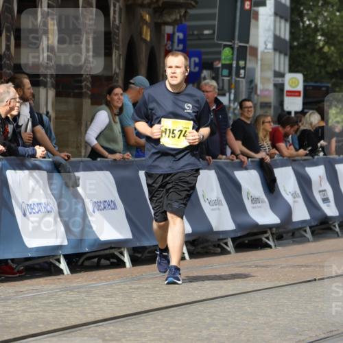 13.09.2026 - 21. swb-Marathon Bremen Strokosch-Dieckow http://msf.ph/oto/10295131 13.09.2026 11:22:49 Ziel 10710, 10968, 11423, 11579, 12444, 12083 meine-sportfotos.de