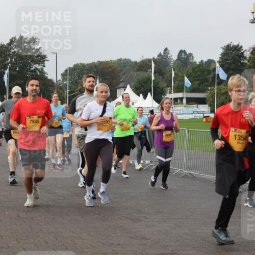 13.09.2026 - Kiel Lauf Andreas Tolksdorf http://msf.ph/oto/10295136 13.09.2026 09:28:39 Kiellinie 9109, 7585, 11130, 2727, 8672, 1354 meine-sportfotos.de
