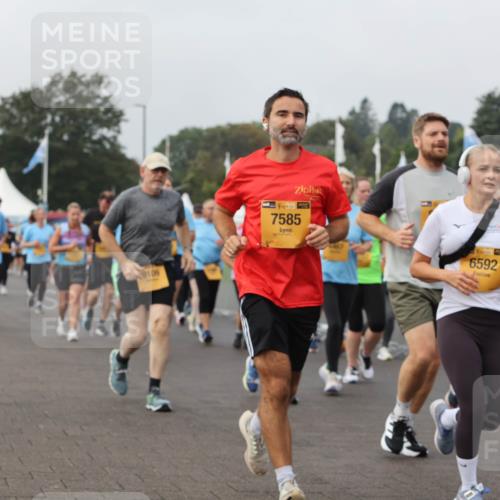 13.09.2026 - Kiel Lauf Andreas Tolksdorf http://msf.ph/oto/10295149 13.09.2026 09:28:41 Kiellinie 9109, 1, 3844, 1105, 7585, 39, 6592 meine-sportfotos.de
