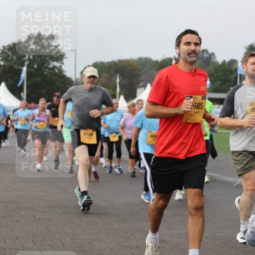 13.09.2026 - Kiel Lauf Andreas Tolksdorf http://msf.ph/oto/10295152 13.09.2026 09:28:41 Kiellinie 9109, 466, 38, 585, 11, 39, 8524, 38, 6592 meine-sportfotos.de