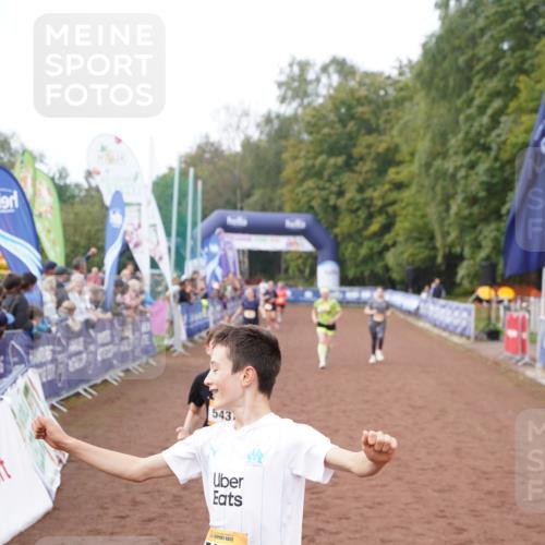 13.09.2026 - Airport Race Dennis Weichert http://msf.ph/oto/10295167 13.09.2026 10:32:34 Ziel 4142, 4160, 4183, 5035, 5161, 5321, 5437, 5482 meine-sportfotos.de
