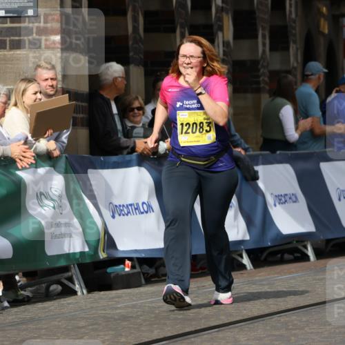 13.09.2026 - 21. swb-Marathon Bremen Strokosch-Dieckow http://msf.ph/oto/10295191 13.09.2026 11:23:03 Ziel 11574, 10349, 10754, 10925 meine-sportfotos.de