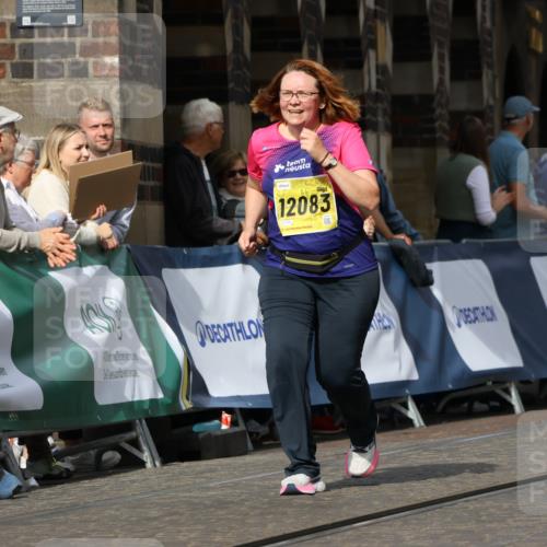13.09.2026 - 21. swb-Marathon Bremen Strokosch-Dieckow http://msf.ph/oto/10295205 13.09.2026 11:23:04 Ziel 11574, 10349, 10754, 10925 meine-sportfotos.de