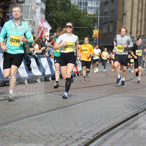13.09.2026 - 21. swb-Marathon Bremen Strokosch-Dieckow http://msf.ph/oto/10295227 13.09.2026 10:47:40 Ziel 10189, 10310, 10319, 10807, 10898, 11187, 11269, 11462, 11650, 11651, 11814, 12048, 12195, 12298, 13528, 13545, 13589, 10172, 10393, 10592, 11018, 11360, 11634, 11894, 12278, 12558 meine-sportfotos.de