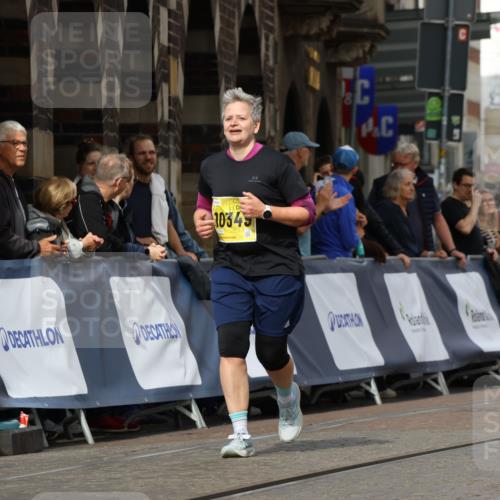 13.09.2026 - 21. swb-Marathon Bremen Strokosch-Dieckow http://msf.ph/oto/10295242 13.09.2026 11:23:17 Ziel 12083, 10925, 11266, 11663, 12340, 12440 meine-sportfotos.de