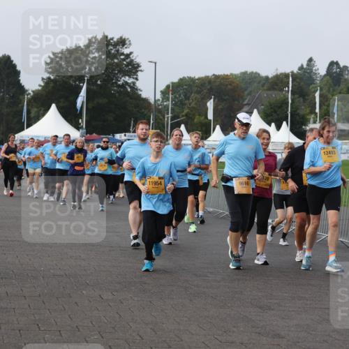 13.09.2026 - Kiel Lauf Andreas Tolksdorf http://msf.ph/oto/10295405 13.09.2026 09:29:17 Kiellinie 86, 2816, 11954, 9616, 12493 meine-sportfotos.de