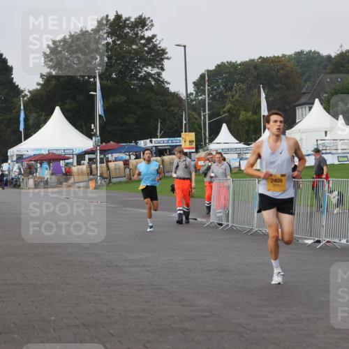 13.09.2026 - Kiel Lauf Andreas Tolksdorf http://msf.ph/oto/10295444 13.09.2026 09:20:39 Kiellinie 6, 2409 meine-sportfotos.de