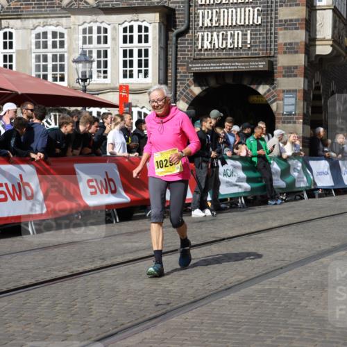 13.09.2026 - 21. swb-Marathon Bremen Strokosch-Dieckow http://msf.ph/oto/10295457 13.09.2026 11:24:01 Ziel 12440 meine-sportfotos.de