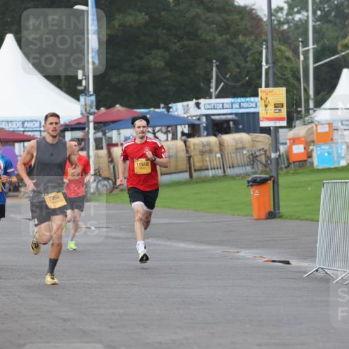 13.09.2026 - Kiel Lauf Andreas Tolksdorf http://msf.ph/oto/10295549 13.09.2026 09:21:13 Kiellinie 8092, 60, 7958, 11516 meine-sportfotos.de