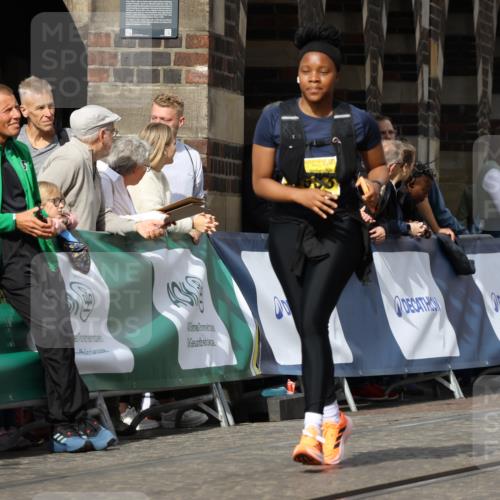 13.09.2026 - 21. swb-Marathon Bremen Strokosch-Dieckow http://msf.ph/oto/10295573 13.09.2026 11:25:24 Ziel 10732, 12471 meine-sportfotos.de