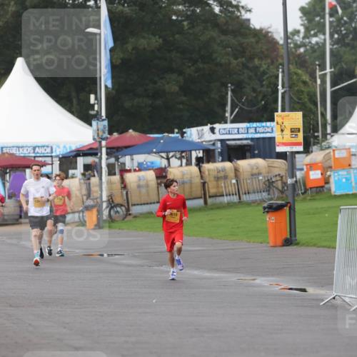 13.09.2026 - Kiel Lauf Andreas Tolksdorf http://msf.ph/oto/10295705 13.09.2026 09:21:51 Kiellinie 610, 3678, 3679 meine-sportfotos.de