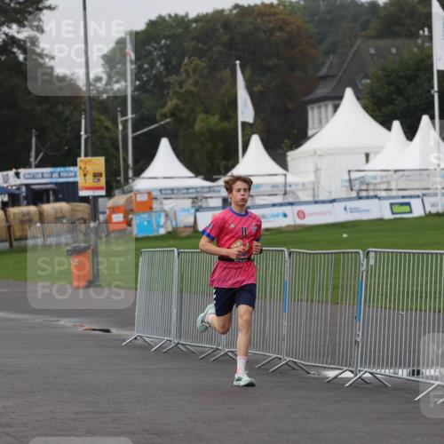 13.09.2026 - Kiel Lauf Andreas Tolksdorf http://msf.ph/oto/10295734 13.09.2026 09:22:03 Kiellinie 1410 meine-sportfotos.de