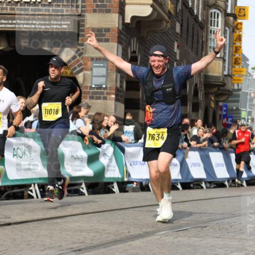 13.09.2026 - 21. swb-Marathon Bremen Strokosch-Dieckow http://msf.ph/oto/10295735 13.09.2026 10:47:57 Ziel 10172, 10210, 10223, 10270, 10393, 10592, 10594, 10807, 10860, 10873, 11018, 11130, 11469, 11634, 11646, 11809, 11894, 12077, 12296, 12318, 12547, 13521, 10142, 10316, 10329, 11058, 11193, 12354, 12487, 13620 meine-sportfotos.de
