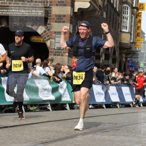 13.09.2026 - 21. swb-Marathon Bremen Strokosch-Dieckow http://msf.ph/oto/10295830 13.09.2026 10:47:57 Ziel 10172, 10210, 10223, 10270, 10393, 10592, 10594, 10807, 10860, 10873, 11018, 11130, 11469, 11634, 11646, 11809, 11894, 12077, 12296, 12318, 12547, 13521, 10142, 10316, 10329, 11058, 11193, 12354, 12487, 13620 meine-sportfotos.de