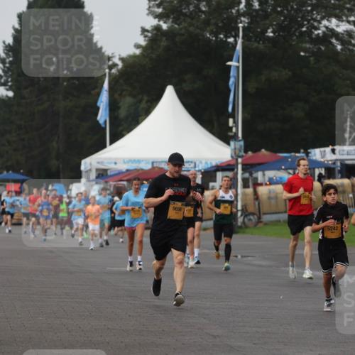 13.09.2026 - Kiel Lauf Andreas Tolksdorf http://msf.ph/oto/10295863 13.09.2026 09:22:45 Kiellinie 36, 3, 243, 9696, 5242, 202, 4975 meine-sportfotos.de
