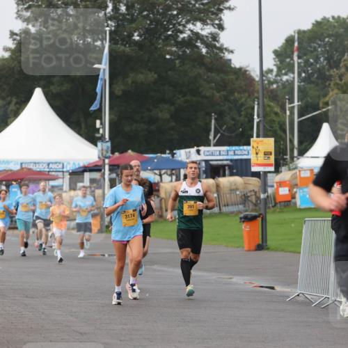 13.09.2026 - Kiel Lauf Andreas Tolksdorf http://msf.ph/oto/10295895 13.09.2026 09:22:49 Kiellinie 391, 3174, 9696 meine-sportfotos.de