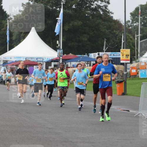 13.09.2026 - Kiel Lauf Andreas Tolksdorf http://msf.ph/oto/10295952 13.09.2026 09:23:04 Kiellinie 2854, 944, 4043, 7459, 10444, 930 meine-sportfotos.de