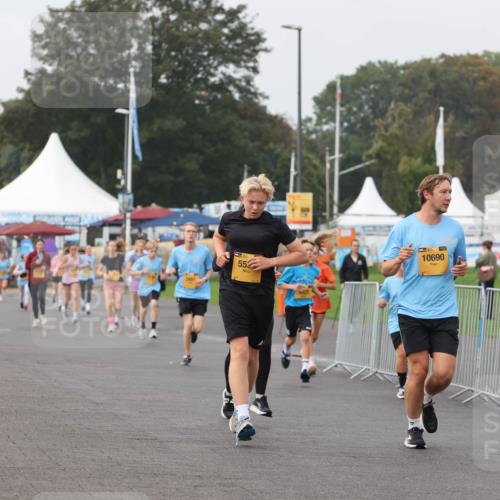 13.09.2026 - Kiel Lauf Andreas Tolksdorf http://msf.ph/oto/10296047 13.09.2026 09:23:25 Kiellinie 3481, 55, 25, 10690, 3315 meine-sportfotos.de