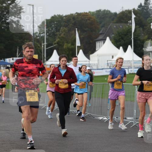 13.09.2026 - Kiel Lauf Andreas Tolksdorf http://msf.ph/oto/10296086 13.09.2026 09:23:34 Kiellinie 2480, 39, 5837, 10413, 83, 31, 410, 3344, 11551 meine-sportfotos.de