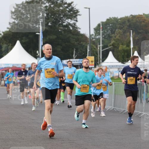 13.09.2026 - Kiel Lauf Andreas Tolksdorf http://msf.ph/oto/10296199 13.09.2026 09:23:58 Kiellinie 9351, 9578, 8807, 9367, 7431, 369 meine-sportfotos.de