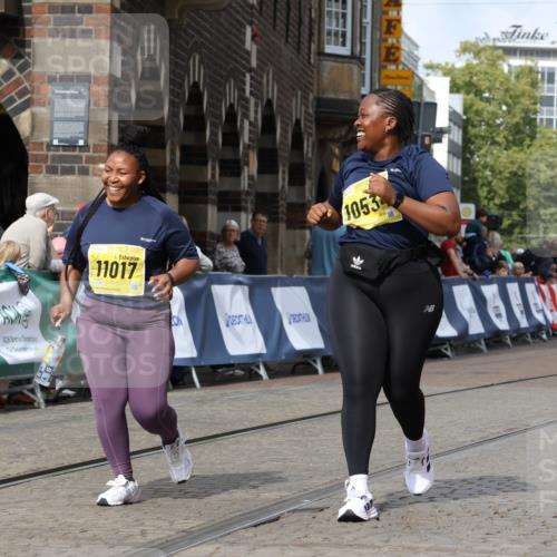 13.09.2026 - 21. swb-Marathon Bremen Strokosch-Dieckow http://msf.ph/oto/10296274 13.09.2026 11:28:34 Ziel 11161 meine-sportfotos.de