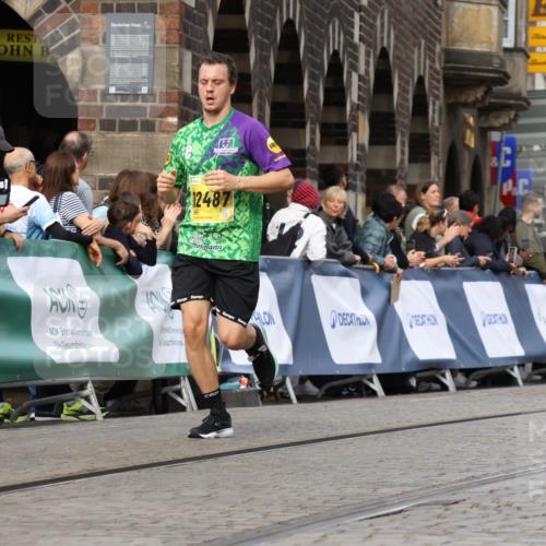 13.09.2026 - 21. swb-Marathon Bremen Strokosch-Dieckow http://msf.ph/oto/10296418 13.09.2026 10:48:08 Ziel 10172, 10210, 10393, 10592, 10860, 11018, 11360, 11634, 11735, 11809, 11894, 12077, 12278, 12547, 12558, 10316, 10421, 10638, 11135, 11241, 11683, 11781, 11815, 12259 meine-sportfotos.de