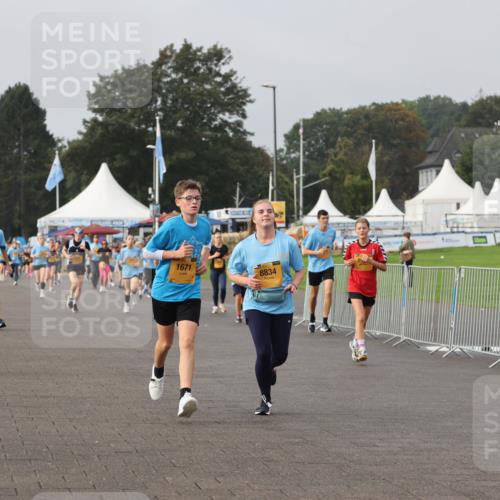 13.09.2026 - Kiel Lauf Andreas Tolksdorf http://msf.ph/oto/10296510 13.09.2026 09:24:56 Kiellinie 36, 1671, 8834, 2868 meine-sportfotos.de