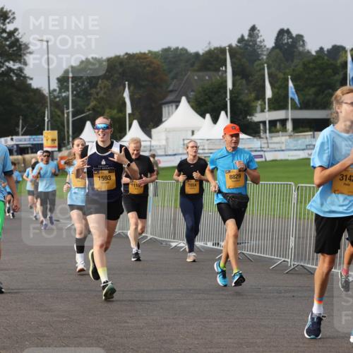 13.09.2026 - Kiel Lauf Andreas Tolksdorf http://msf.ph/oto/10296539 13.09.2026 09:25:03 Kiellinie 3972, 1593, 8829, 1110, 7854, 3142 meine-sportfotos.de