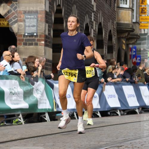 13.09.2026 - 21. swb-Marathon Bremen Strokosch-Dieckow http://msf.ph/oto/10296573 13.09.2026 10:48:10 Ziel 10172, 10210, 10393, 10592, 10860, 11018, 11360, 11634, 11735, 11894, 12077, 12278, 12487, 12547, 12558, 10316, 10421, 10638, 11135, 11241, 11683, 11781, 11815, 12259 meine-sportfotos.de
