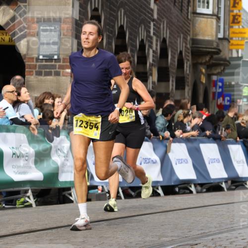 13.09.2026 - 21. swb-Marathon Bremen Strokosch-Dieckow http://msf.ph/oto/10296595 13.09.2026 10:48:10 Ziel 10172, 10210, 10393, 10592, 10860, 11018, 11360, 11634, 11735, 11894, 12077, 12278, 12487, 12547, 12558, 10316, 10421, 10638, 11135, 11241, 11683, 11781, 11815, 12259 meine-sportfotos.de
