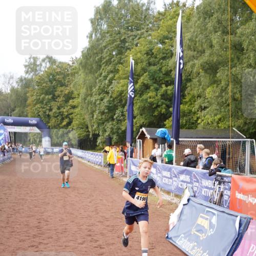13.09.2026 - Airport Race Dennis Weichert http://msf.ph/oto/10296604 13.09.2026 10:33:31 Ziel 4189, 4193, 4196, 5001, 5295, 5483 meine-sportfotos.de