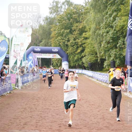 13.09.2026 - Airport Race Dennis Weichert http://msf.ph/oto/10296671 13.09.2026 10:33:39 Ziel 4193, 5036, 5261, 5479, 5480, 5483 meine-sportfotos.de