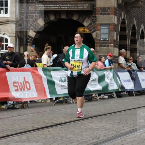 13.09.2026 - 21. swb-Marathon Bremen Strokosch-Dieckow http://msf.ph/oto/10296758 13.09.2026 11:32:49 Ziel  meine-sportfotos.de