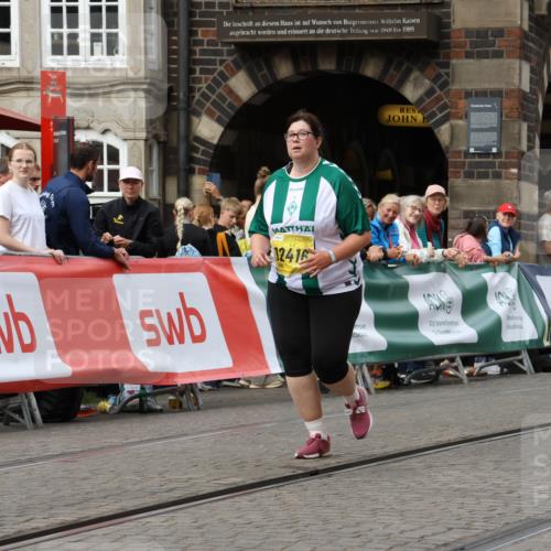 13.09.2026 - 21. swb-Marathon Bremen Strokosch-Dieckow http://msf.ph/oto/10296776 13.09.2026 11:32:49 Ziel  meine-sportfotos.de