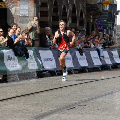 13.09.2026 - 21. swb-Marathon Bremen Strokosch-Dieckow http://msf.ph/oto/10296816 13.09.2026 12:09:40 Ziel 133 meine-sportfotos.de