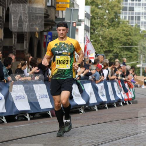 13.09.2026 - 21. swb-Marathon Bremen Strokosch-Dieckow http://msf.ph/oto/10296817 13.09.2026 10:48:32 Ziel 10142, 10316, 10329, 10421, 10638, 11058, 11135, 11193, 11241, 11781, 11815, 12259, 13620, 10538, 10815, 10917, 10993, 11196, 11372, 11611 meine-sportfotos.de