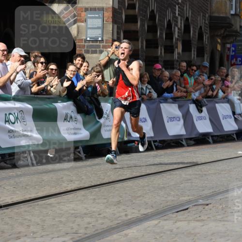 13.09.2026 - 21. swb-Marathon Bremen Strokosch-Dieckow http://msf.ph/oto/10296835 13.09.2026 12:09:41 Ziel 133 meine-sportfotos.de
