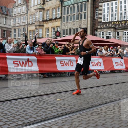 13.09.2026 - 21. swb-Marathon Bremen Strokosch-Dieckow http://msf.ph/oto/10296914 13.09.2026 12:17:24 Ziel 1109 meine-sportfotos.de