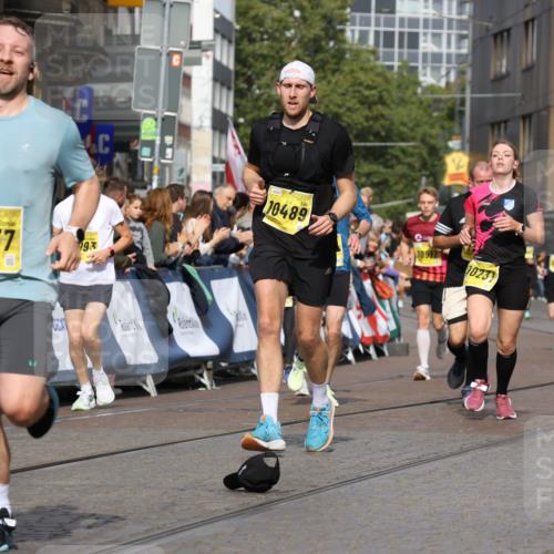 13.09.2026 - 21. swb-Marathon Bremen Strokosch-Dieckow http://msf.ph/oto/10296967 13.09.2026 10:48:39 Ziel 10316, 10421, 10426, 10638, 11058, 11135, 11241, 11582, 11683, 11781, 11815, 11837, 12259, 13570, 10815, 11885, 12204, 13512 meine-sportfotos.de