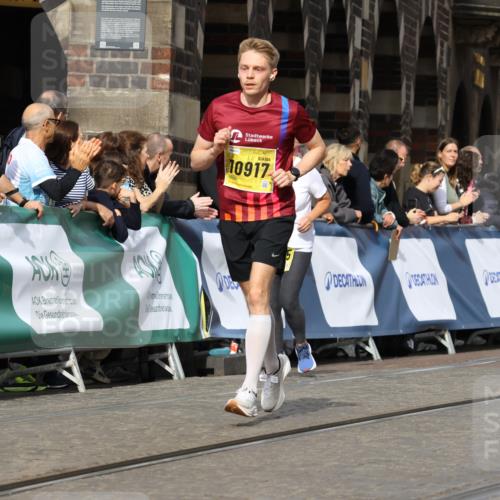 13.09.2026 - 21. swb-Marathon Bremen Strokosch-Dieckow http://msf.ph/oto/10297079 13.09.2026 10:48:46 Ziel 10231, 10269, 10421, 10426, 10489, 10538, 10638, 10770, 10814, 10993, 11135, 11196, 11241, 11582, 11611, 11683, 11815, 11837, 12259, 13570, 10253, 10293, 10566, 11885, 12027, 12204, 12350, 13512, 13555 meine-sportfotos.de