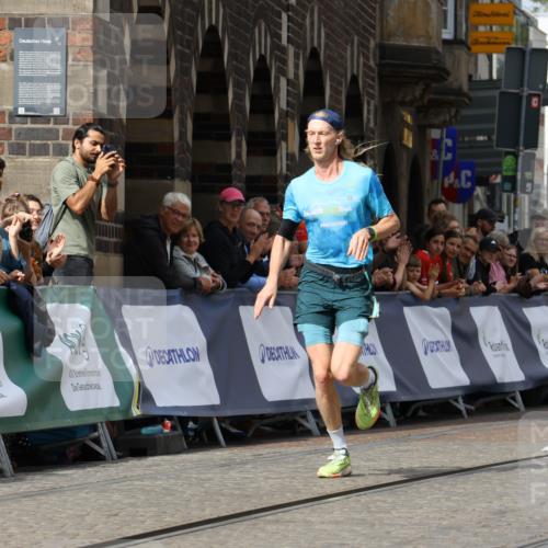 13.09.2026 - 21. swb-Marathon Bremen Strokosch-Dieckow http://msf.ph/oto/10297118 13.09.2026 12:21:07 Ziel 1231 meine-sportfotos.de