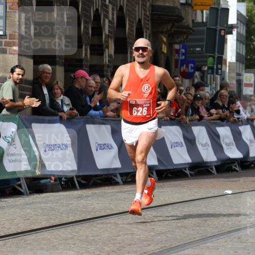 13.09.2026 - 21. swb-Marathon Bremen Strokosch-Dieckow http://msf.ph/oto/10297141 13.09.2026 12:21:22 Ziel 626 meine-sportfotos.de